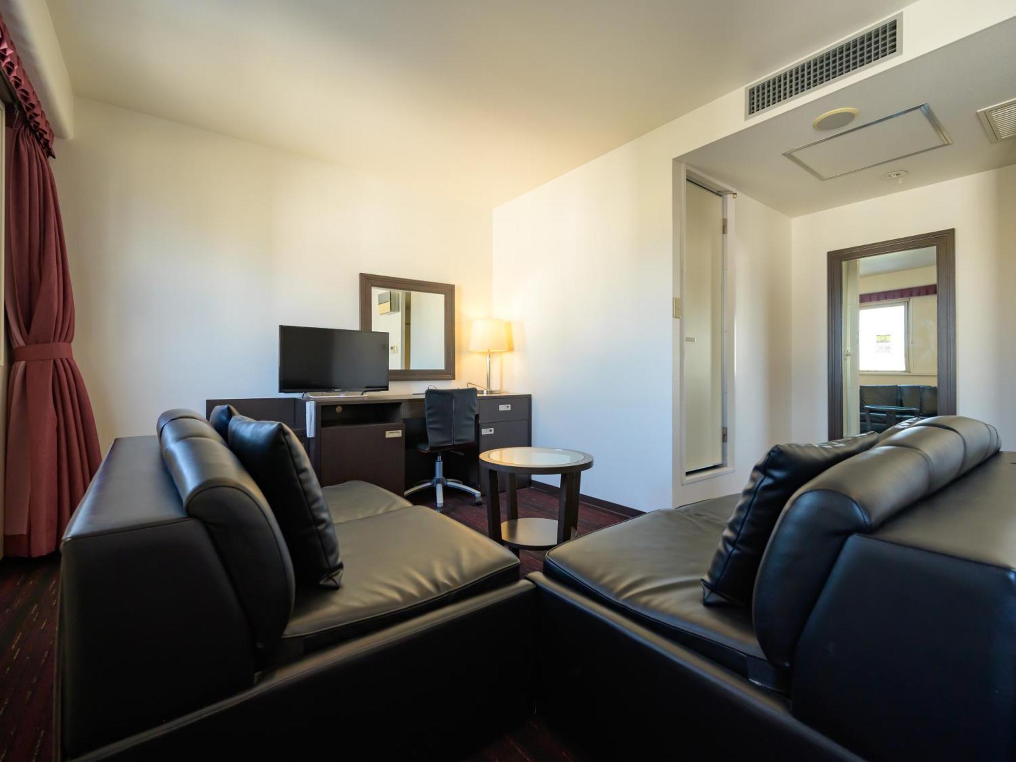 Centre One Hotel Handa Handa  Bagian luar foto